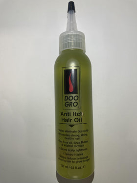 DOO GRO oil texture close-up demonstrating lightweight absorption