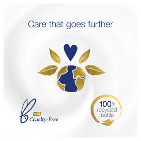 Dove shampoo and conditioner pair illustrating combined strengthening benefit
