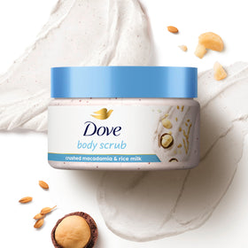 Dove display of naturally derived ingredients and sulfate-free claim