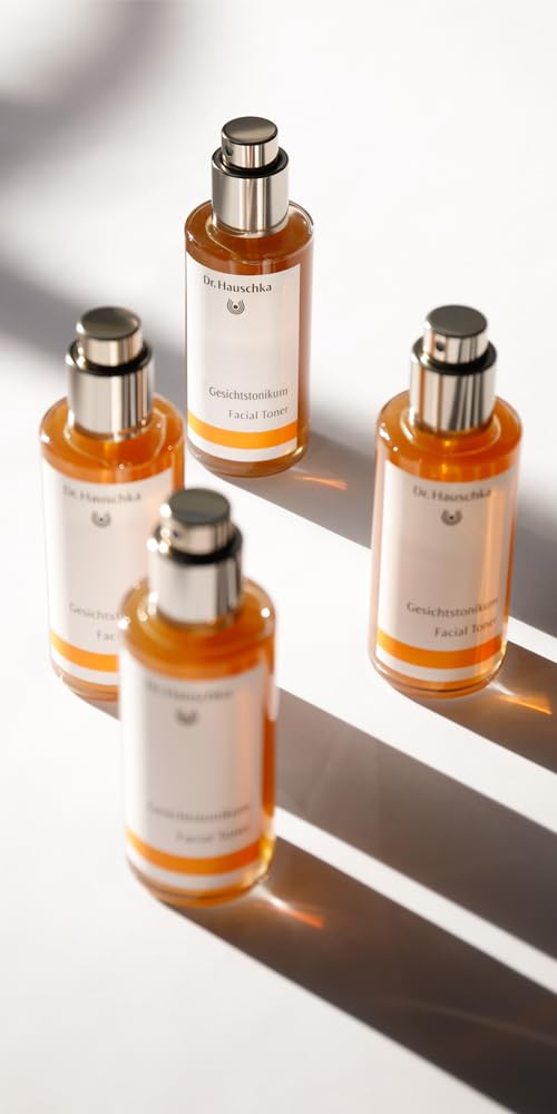 Dr. Hauschka facial toner spray action demonstrating even mist application and quick refresh
