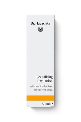 Dr. Hauschka close-up of lotion texture illustrating smooth lightweight hydration