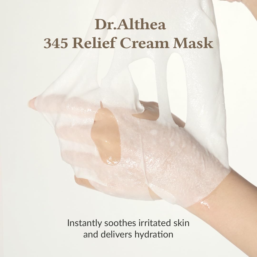 Dr.Althea cream-serum texture close-up illustrating hydration