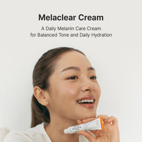 Dr.Althea Melaclear cream texture close-up highlighting lightweight absorption benefit