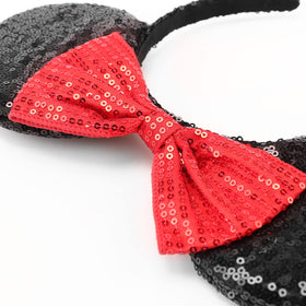 DRESHOW two headbands laid flat displaying different styles for sharing