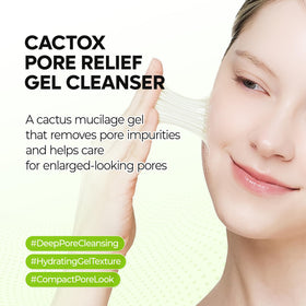 Dr.Melaxin pump dispense closeup demonstrating easy one-handed application