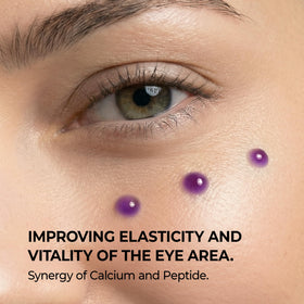 Dr.Melaxin creamy texture close-up showing hydrating finish and smooth application benefit