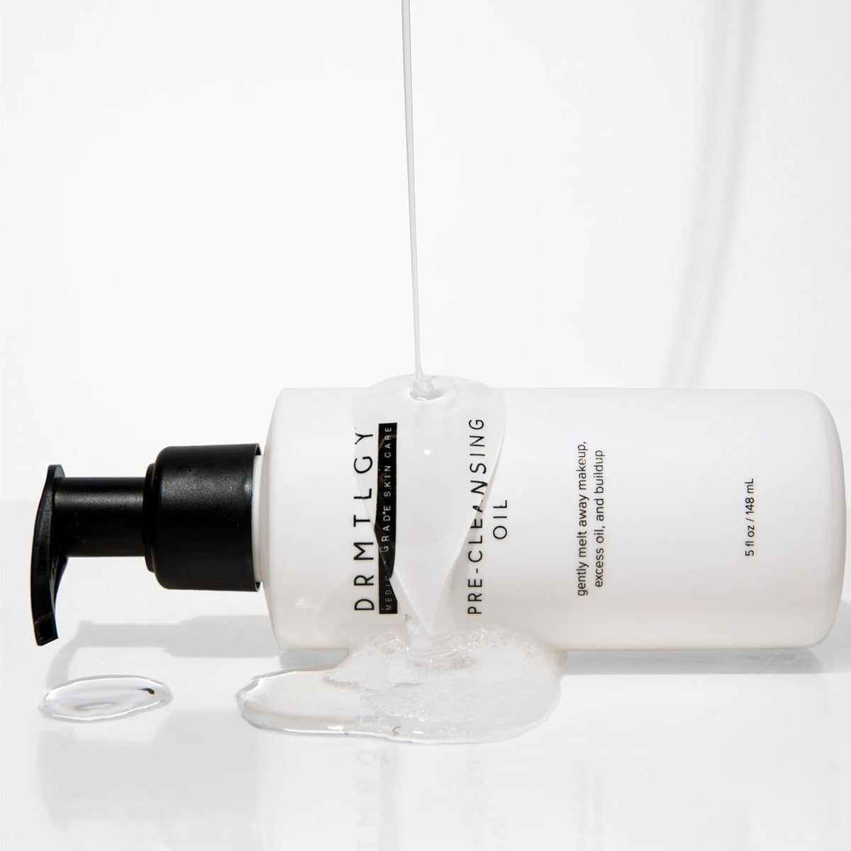 DRMTLGY botanical ingredients flatlay showing antioxidants for skin-nourishing benefit