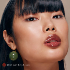 EADEM before and after lips showing smoother texture and plumper-looking gloss effect