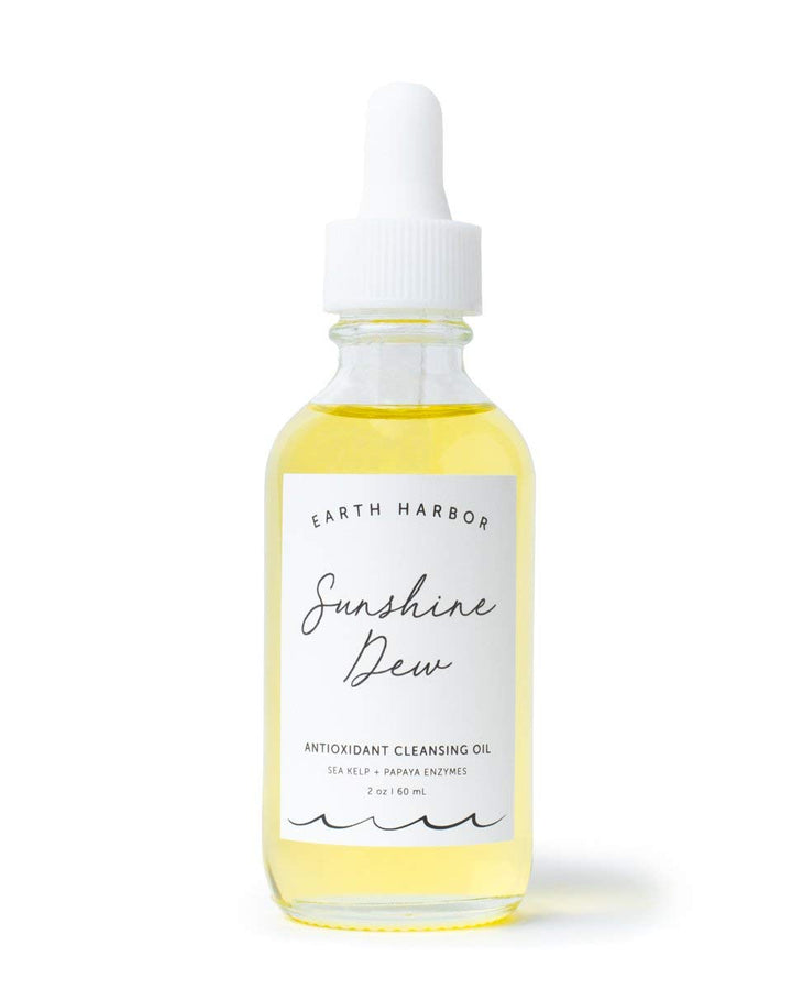 Earth Harbor bottle front view showing clean branding and product benefit