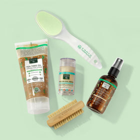 Earth Therapeutics label close-up listing botanical extracts and benefits
