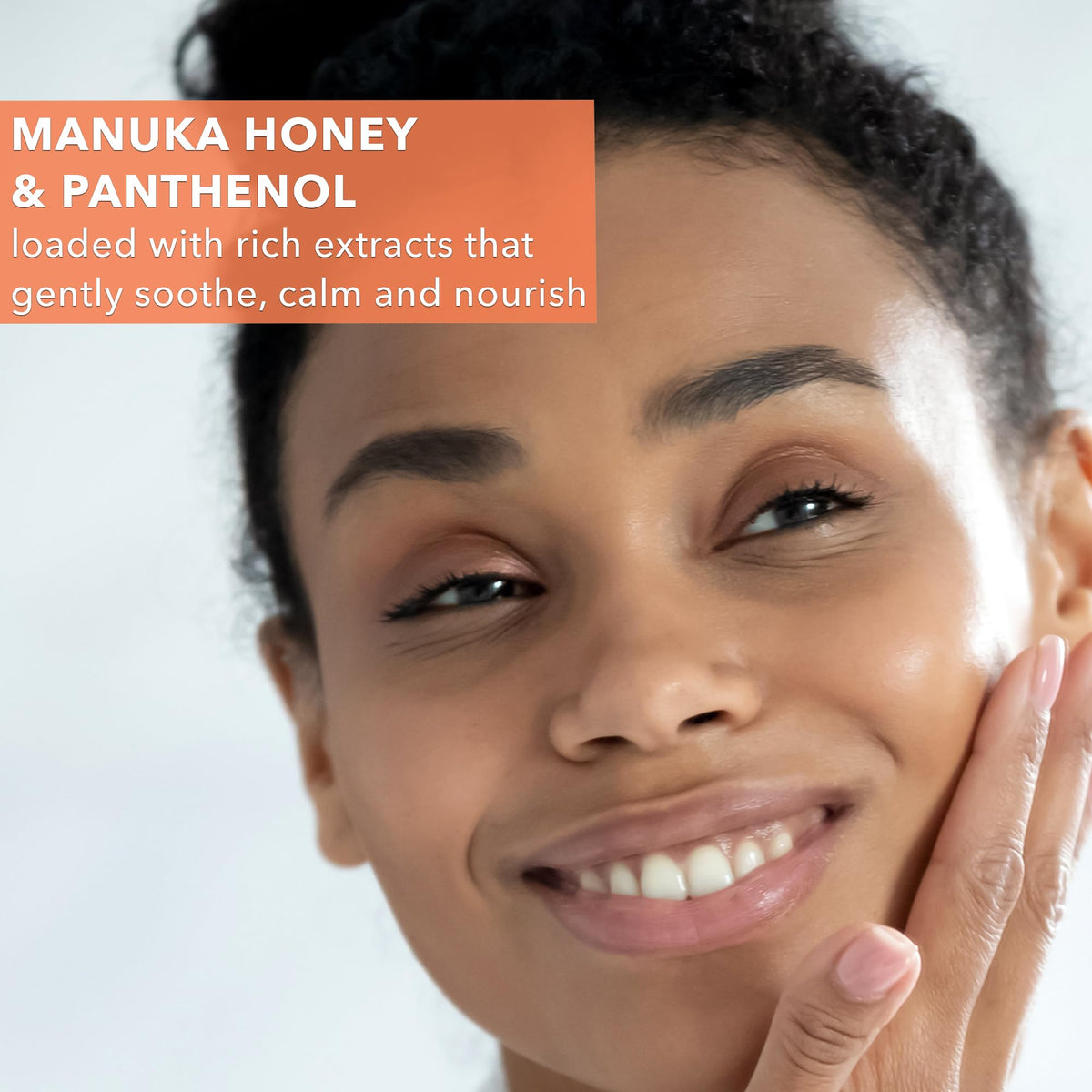 Earth To Skin pump detail highlighting precise, mess-free dispensing