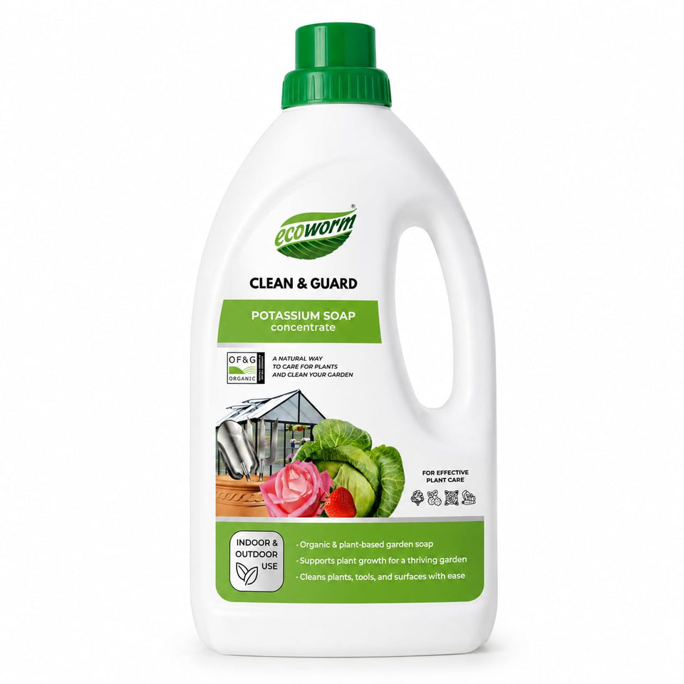 Ecoworm bottle front label showing concentrate and product size, clear usage benefit