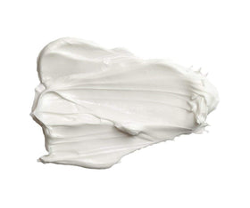 Eight Saints Daydreamer texture close-up on fingertips demonstrating lightweight absorption and hydration