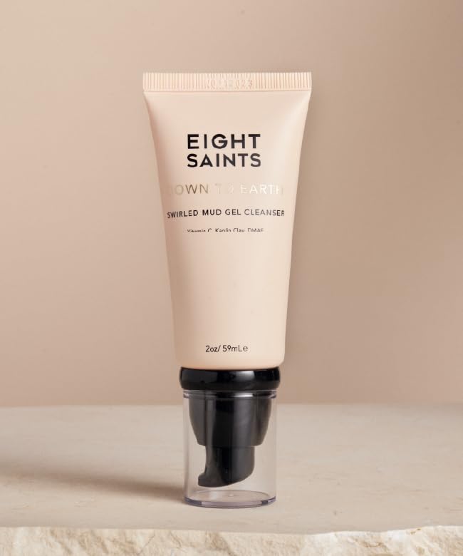 Eight Saints texture close-up of pink kaolin gel, showing smooth cleansing benefit