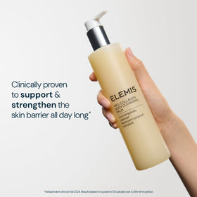 ELEMIS soft foam in hand demonstrating gentle lather and easy rinse
