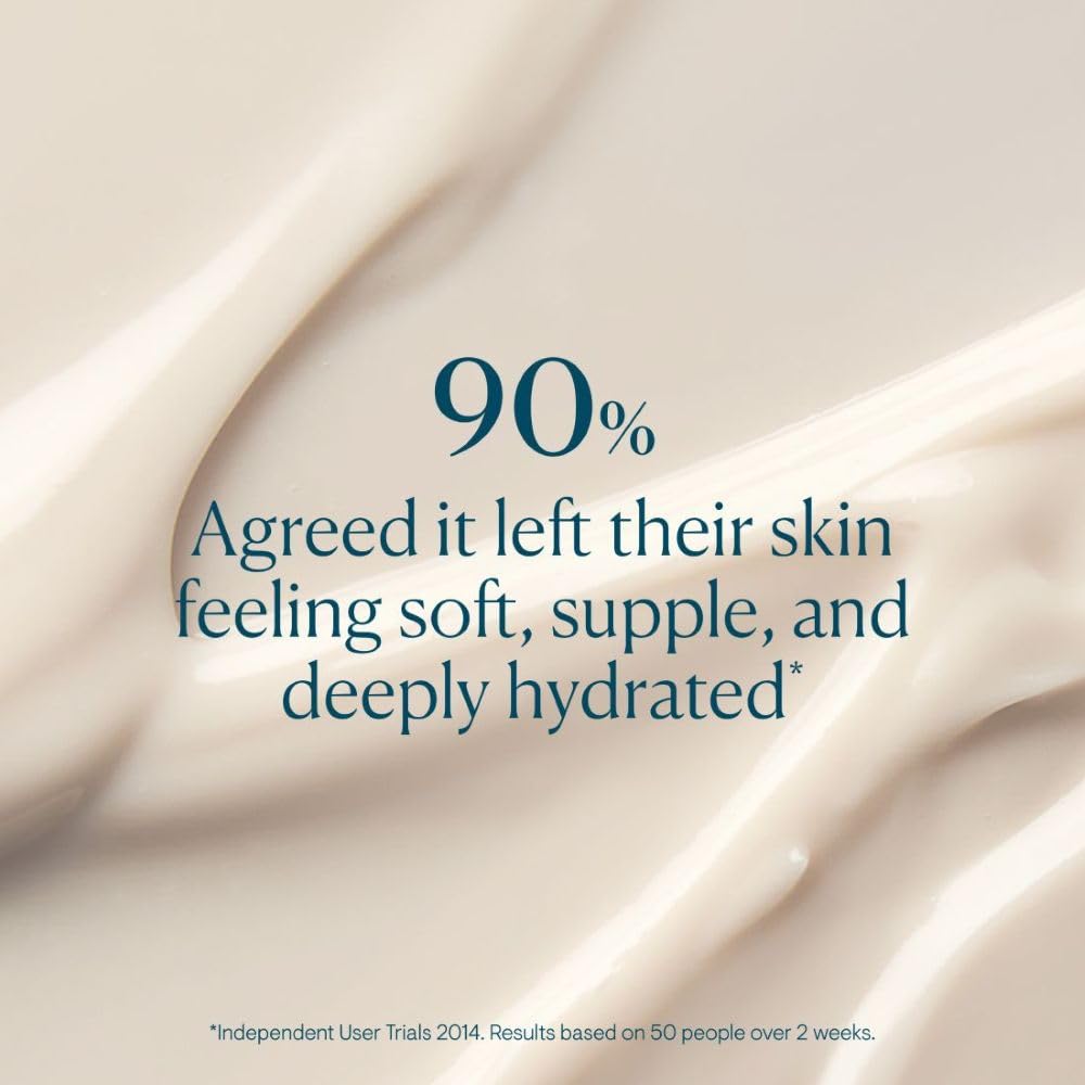 ELEMIS applying cream on arm demonstrating hydration and immediate softening