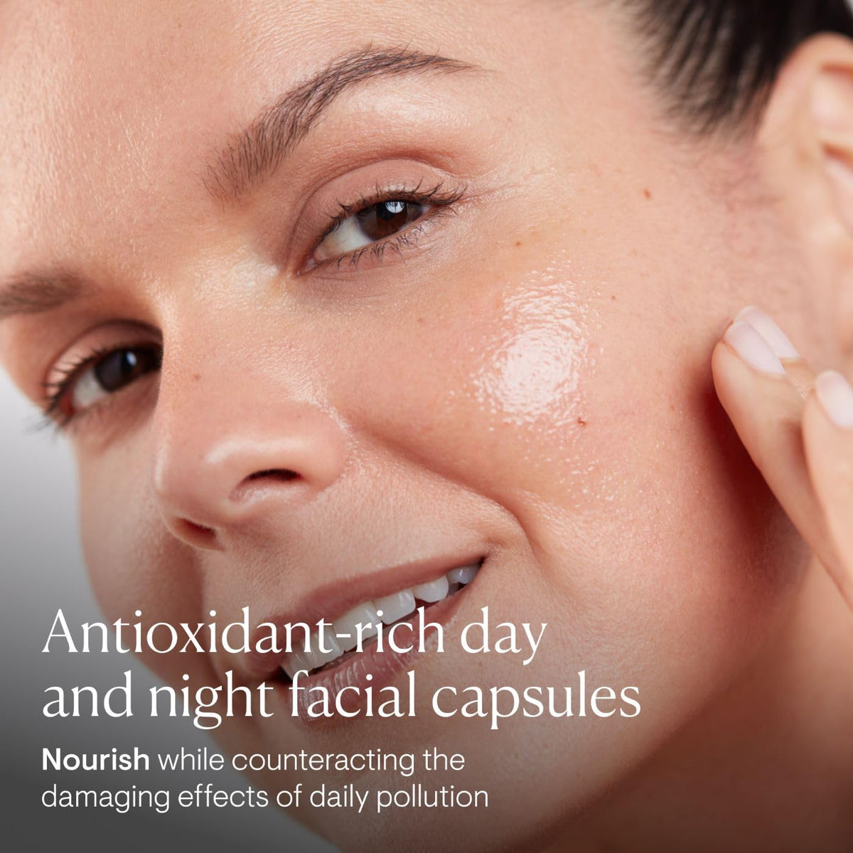 ELEMIS close-up of a single capsule highlighting easy-open dosing benefit