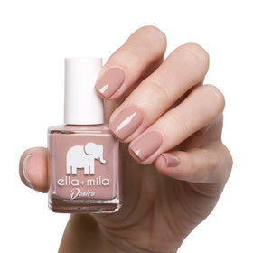 ella+mila close-up of Desert Suede texture highlighting glossy finish