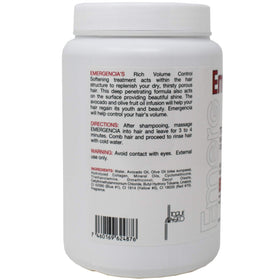 Emergencia mask being applied to damp hair to improve softness and manageability