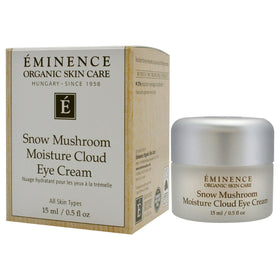 Eminence size comparison with fingers showing 0.5 fl oz compact jar for travel
