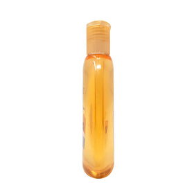Eskinol papaya creamy texture on hand demonstrating gentle hydration and smooth lather
