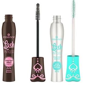 essence closeup of the peanut-shaped mascara wand lifting and separating lashes