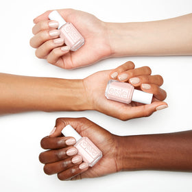 essie bottle lid and label detail highlighting shade name and accurate color