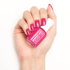 essie label detail showing product name and vegan formulation benefit