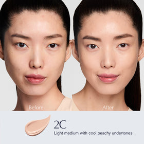 Estée Lauder wand detail showing 3D sculpting wand for precise application
