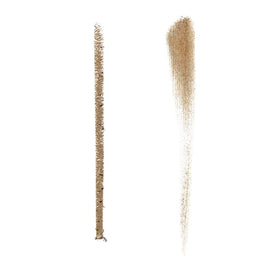 Estée Lauder close-up triangular pencil tip for precise hairlike strokes and shaping
