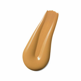Estée Lauder close-up cream texture demonstrating smooth matte coverage