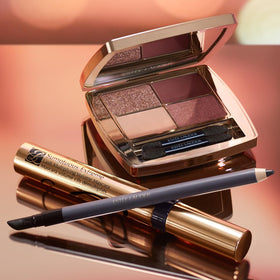 Estée Lauder tip close-up displaying creamy espresso texture for smooth, intense lines