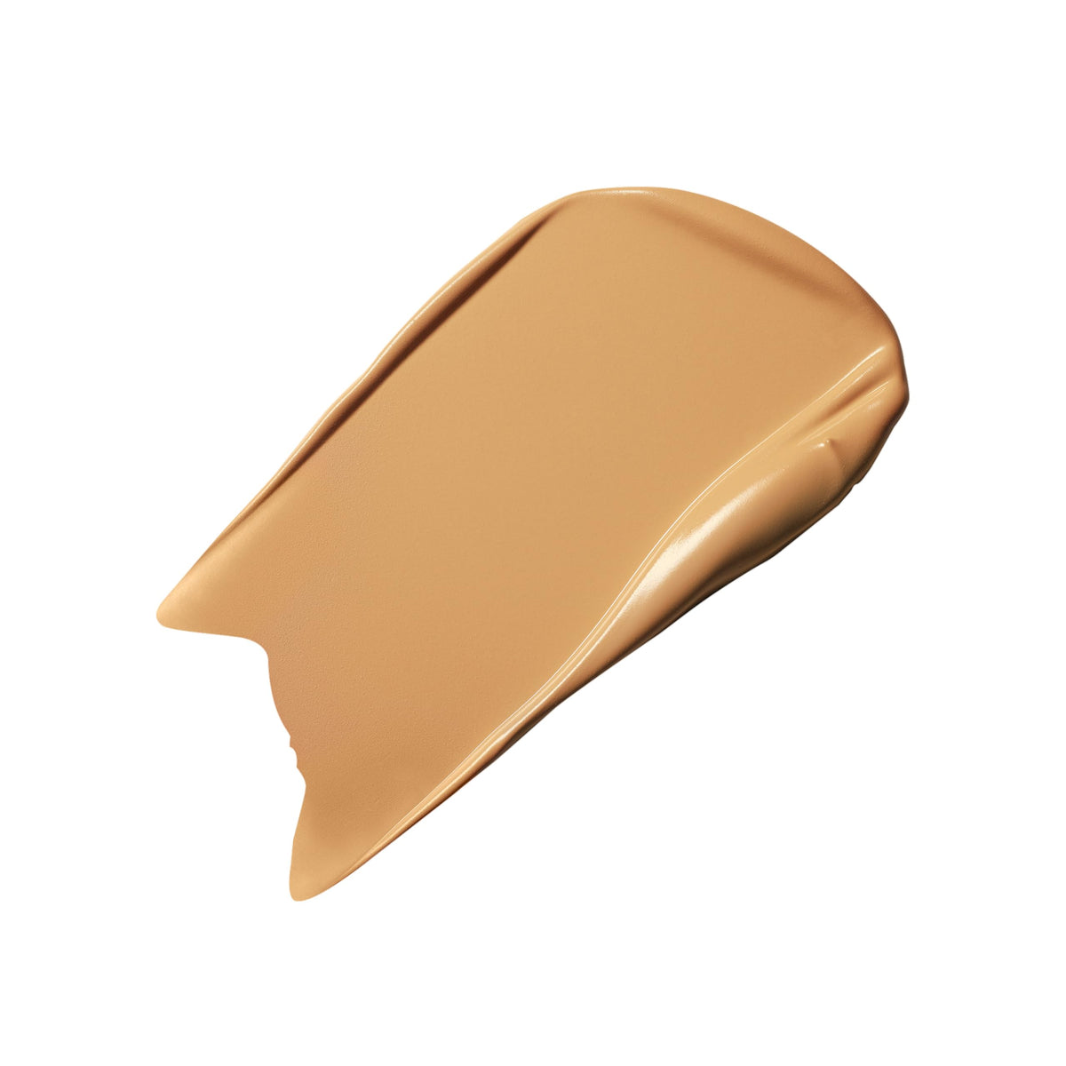 Estée Lauder Double Wear pump and cream texture close-up illustrating smooth blendability