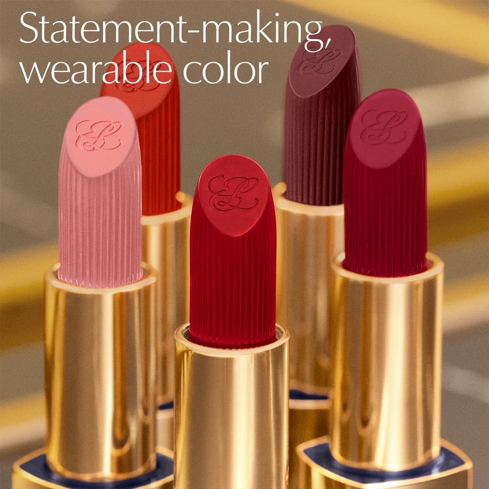 Estée Lauder open bullet with sculpted tip for precise application and contouring