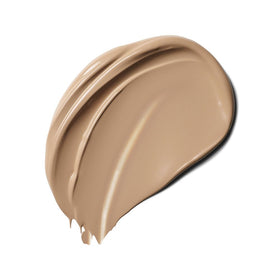 Estée Lauder liquid-cream texture close-up illustrating smooth blendability