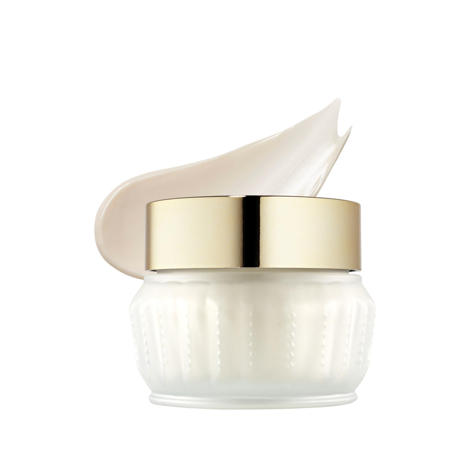 Estée Lauder Youth-Dew front packaging showing jar and branding, luxurious appeal