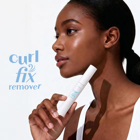 ETUDE close-up of slim micro-brush applicator delivering precise lash-targeting benefit