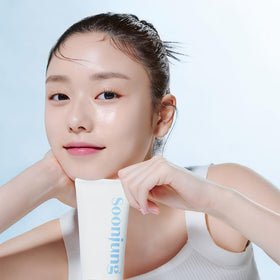 ETUDE foam on skin after rinsing demonstrating clean, comfortable hydrated finish
