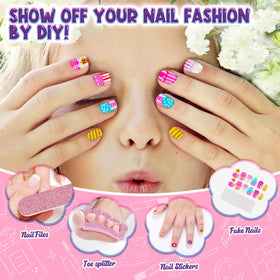 EULRGAUS fake nails and stickers arranged for quick manicures