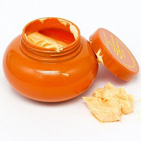 Ever Sheen cocoa butter creme texture close-up showing creamy hydration
