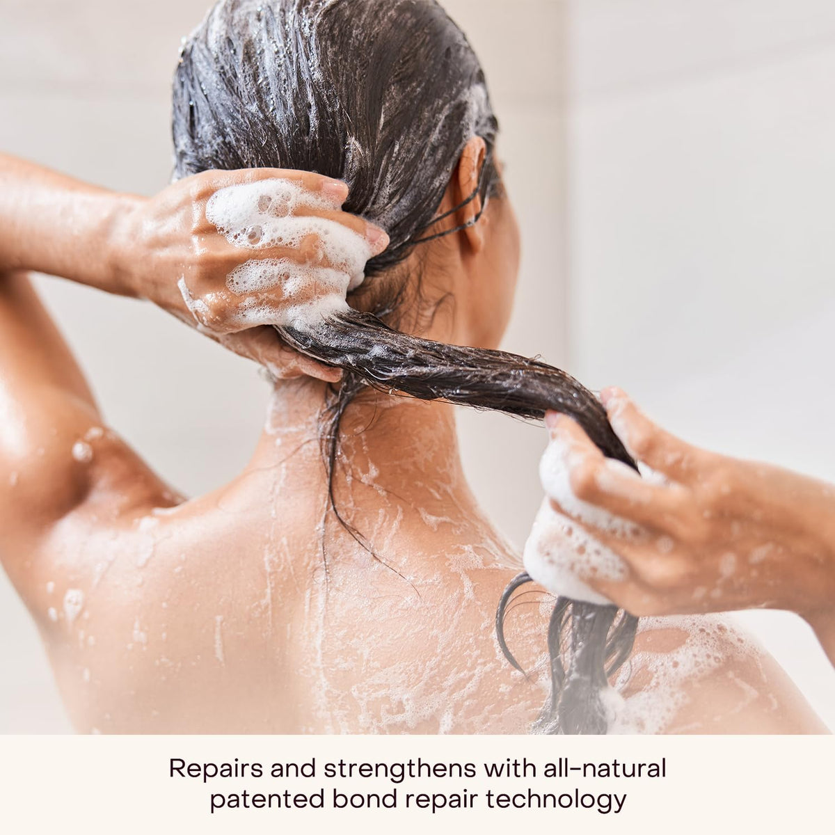 Everist deep conditioner texture close-up demonstrating rich hydration