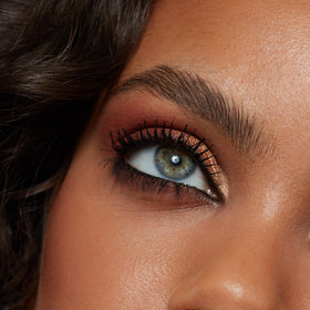 Eyeko wand coating and gel texture swatch demonstrating buildable volume