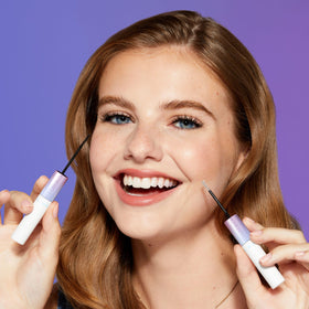 FALSCARA KISS wisp placed under natural lashes showing natural lift and subtle volume