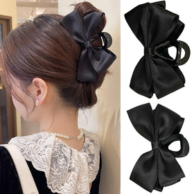 FDBJulyy bow clip front view showing elegant shape and secure hold