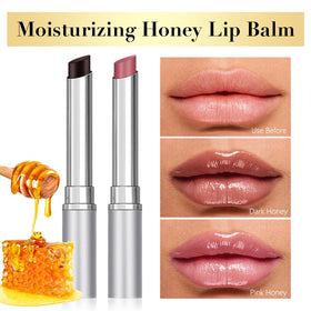 FeiCuiYun application on model lips with natural hydrated finish
