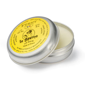 Feret Parfumeur balm texture close-up highlighting silky melt-on-contact benefit