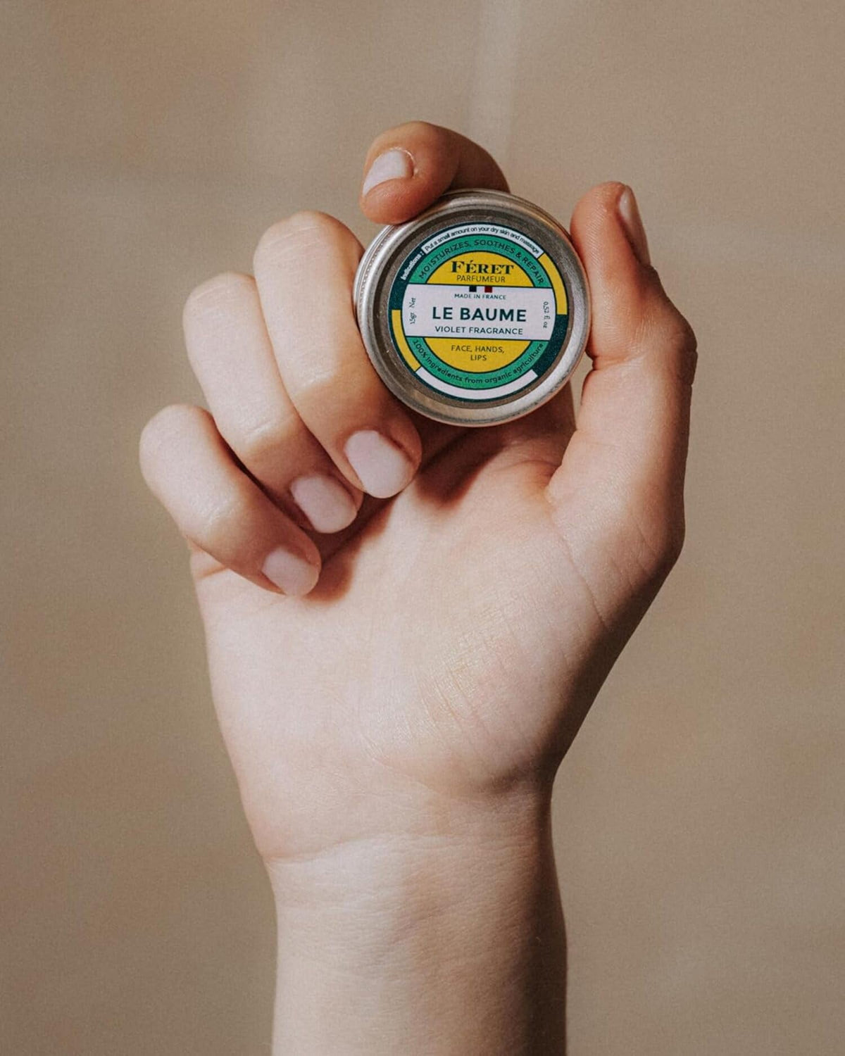 Feret Parfumeur balm texture closeup, silky finish for smooth application