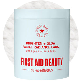 First Aid Beauty front packaging showing product and count, convenient daily exfoliation
