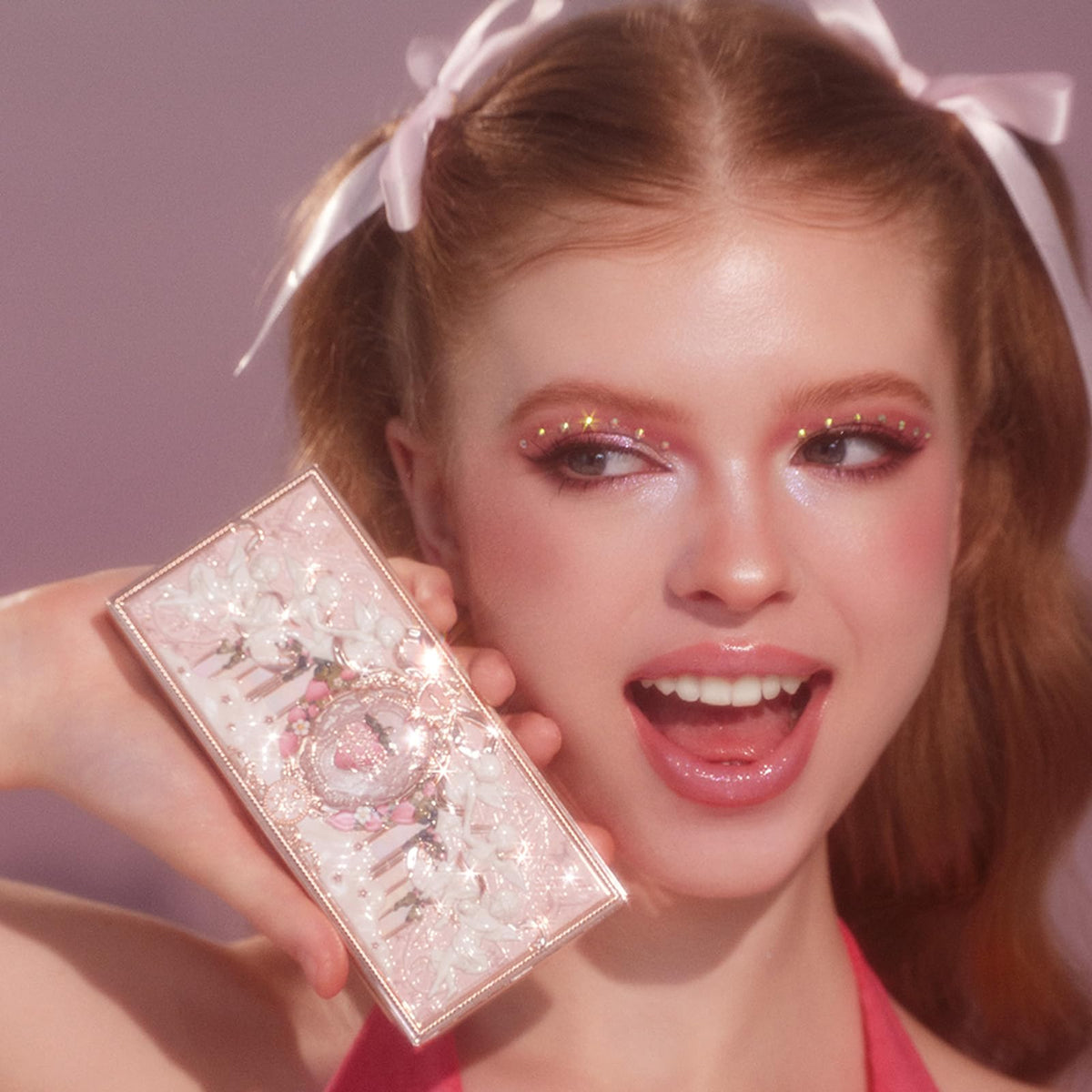 Flower Knows shimmer shade swatch demonstrating luminous payoff and glow