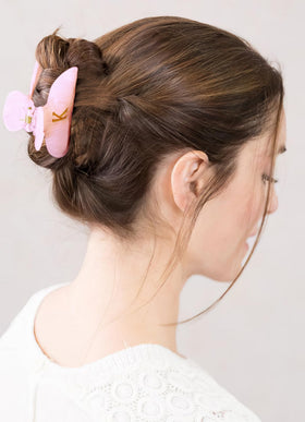 Fohufo hair clip in use side profile demonstrates stable hold for thick hair